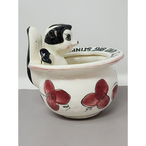 Vintage Ceramic‎ Skunk-Themed Ashtray With Floral Design & Humorous Text - Picture 4 of 10